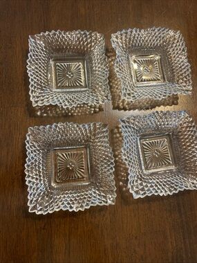 Vintage Indiana Glass Set Of 4 Diamond Point Ruffle Edge Candy Trinket Dish 4" W